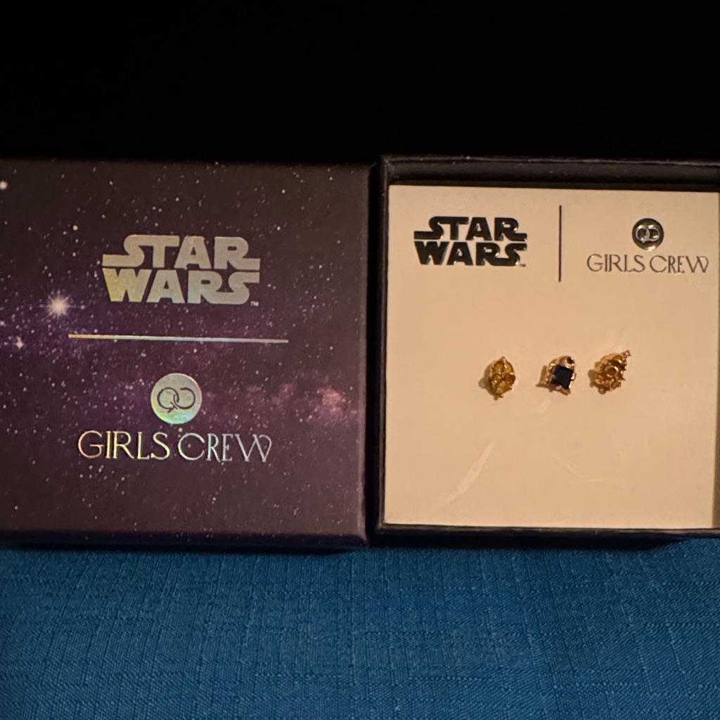 Star Wars Gold Tone 3 Characters Earrings 30$